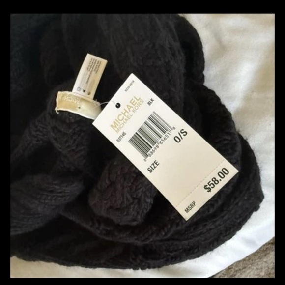 NWT MICHAEL Michael Kors Womens Patchwork Knit Infinity Loop Scarf Black - Picture 5 of 15